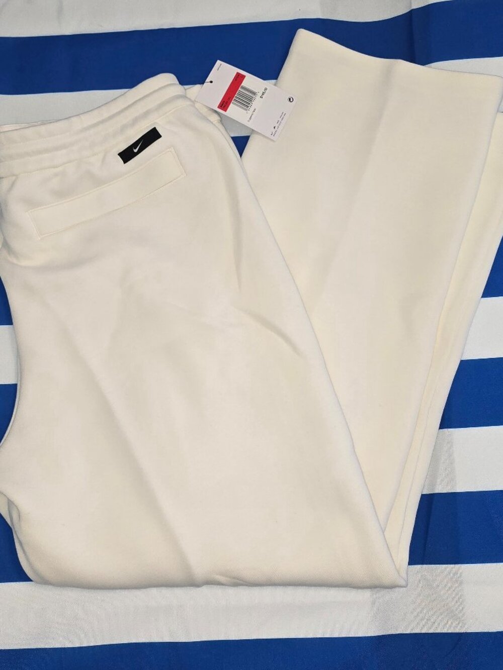 Nike Tech Fleece Reimagined Open Hem Cream Sweatpants FB8163-133 Men's Size (L)